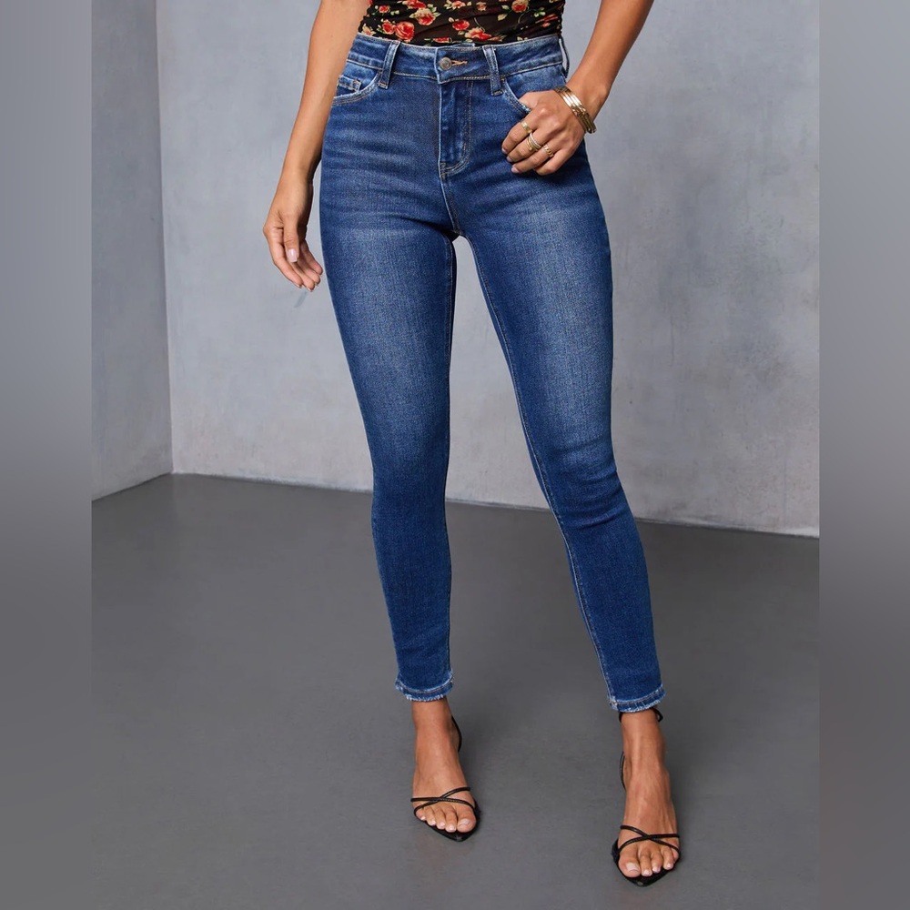 VICI Women’s Perry Super Stretch High Rise Skinny Jeans